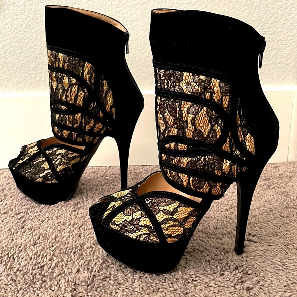 Open Toe Black & Gold Stilettos